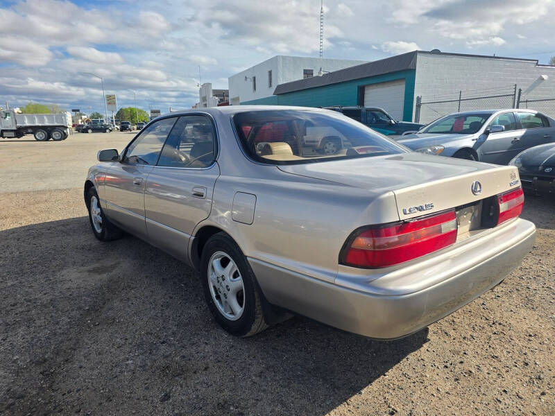1995 Lexus ES 300