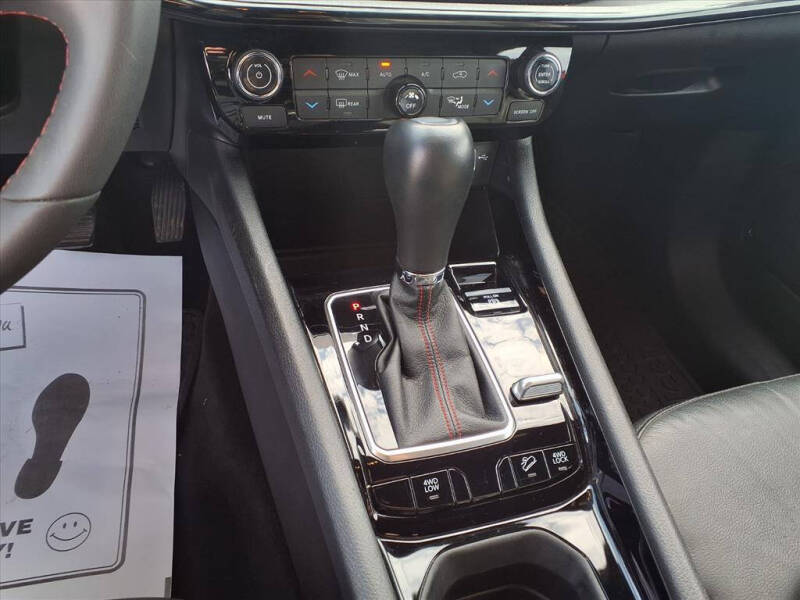 2025 Jeep Compass Trailhawk