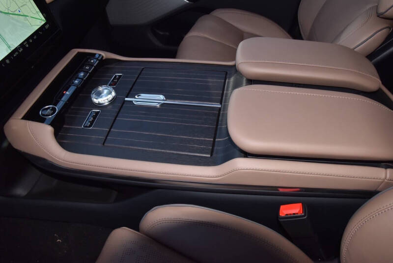 2025 Lincoln Navigator L Black Label