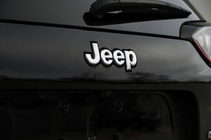 2021 Jeep Cherokee Altitude