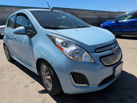 2014 Chevrolet Spark EV 2LT
