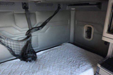 2016 Freightliner Cascadia