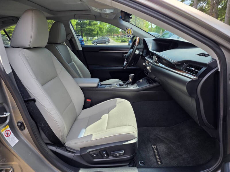 2017 Lexus ES 350