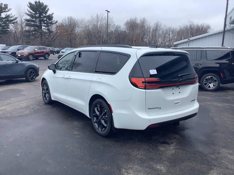 2026 Chrysler Pacifica Limited