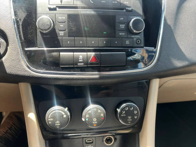 2012 Chrysler 200 Touring