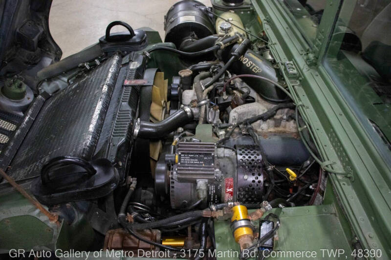 2001 AM General Hummer