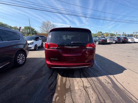 2019 Chrysler Pacifica Touring L