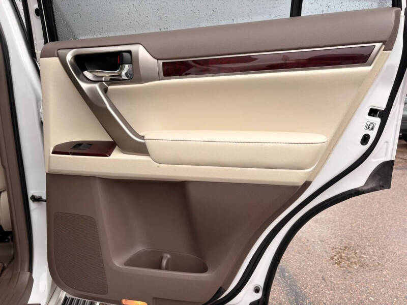 2017 Lexus GX 460