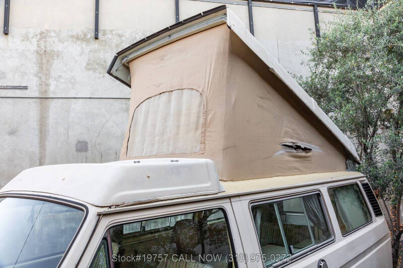 1982 Volkswagen Vanagon Camper