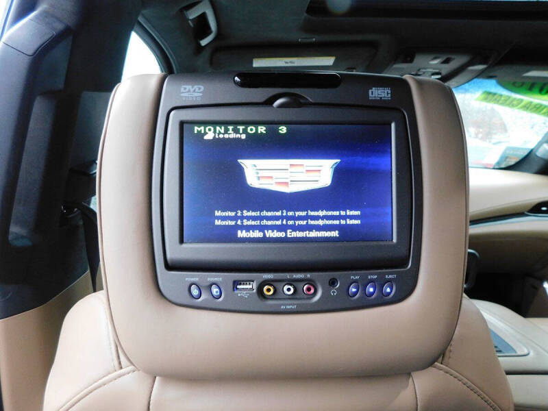 2018 Cadillac Escalade ESV Platinum