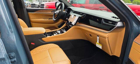 2026 Jeep Grand Cherokee Summit