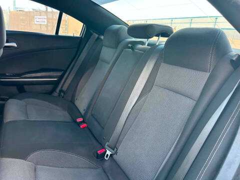 2017 Dodge Charger SE
