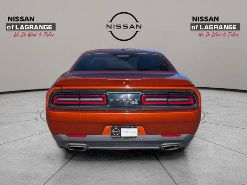 2021 Dodge Challenger SXT