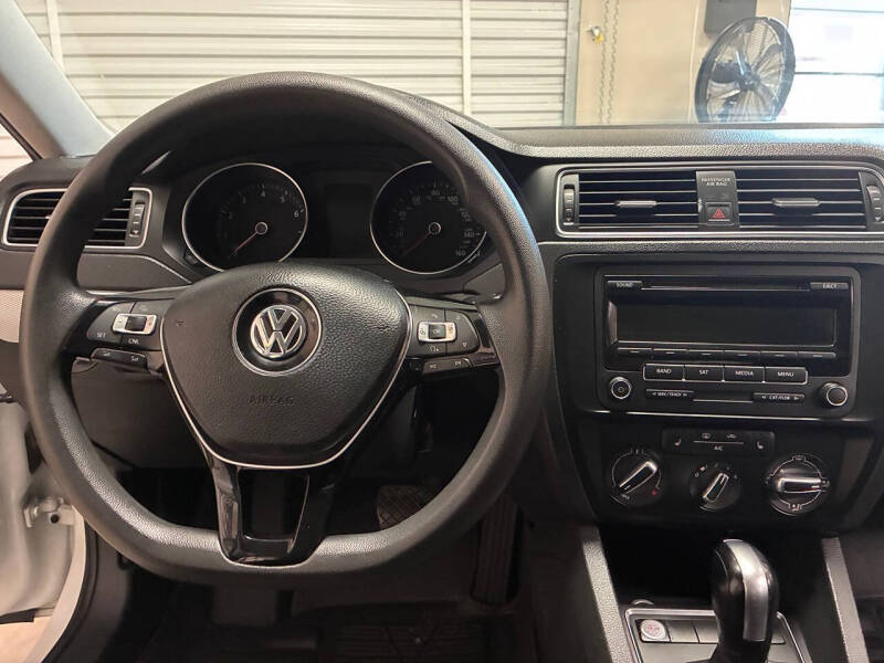 2015 Volkswagen Jetta