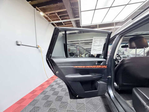 2011 Subaru Outback 3.6R Limited