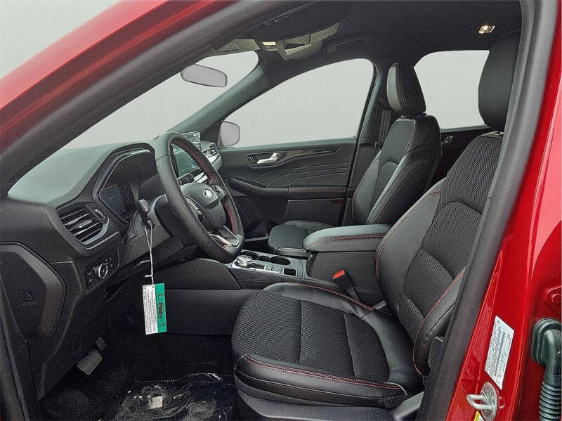 2026 Ford Escape Hybrid ST-Line Select