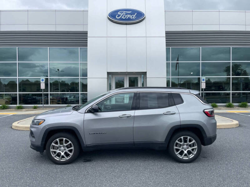 2023 Jeep Compass Latitude Lux