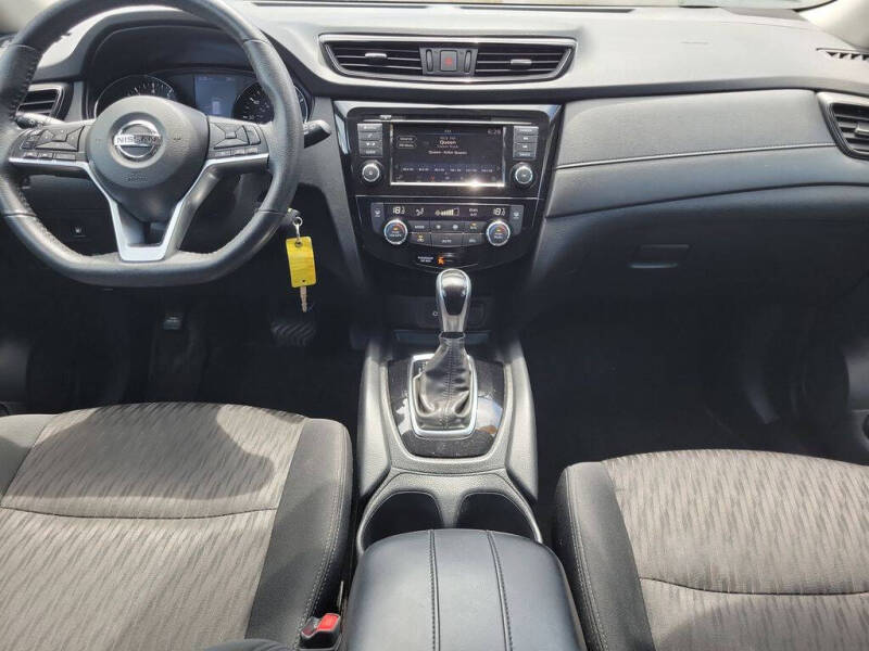 2020 Nissan Rogue