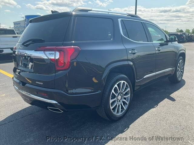 2021 GMC Acadia Denali