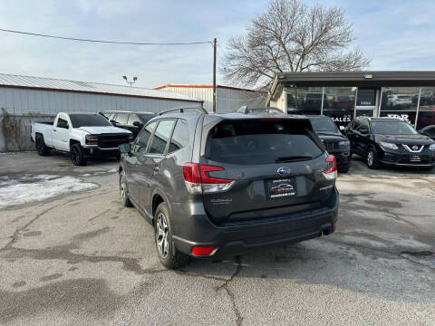 2020 Subaru Forester Premium