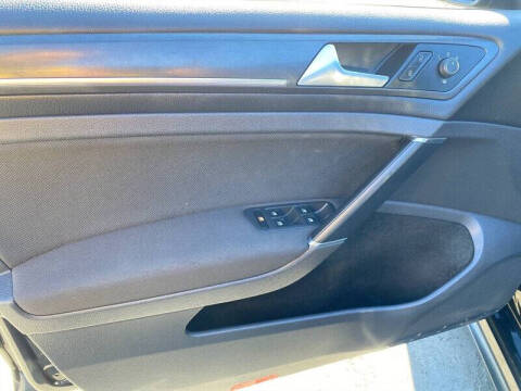 2018 Volkswagen Golf GTI S