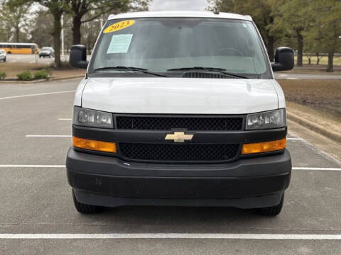2023 Chevrolet Express 2500