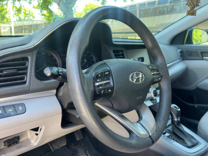 2019 Hyundai Elantra