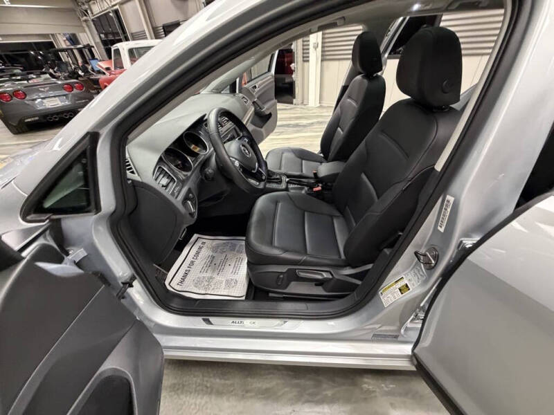 2017 Volkswagen Golf Alltrack