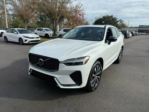 2025 Volvo XC60 B5 Plus Dark Theme