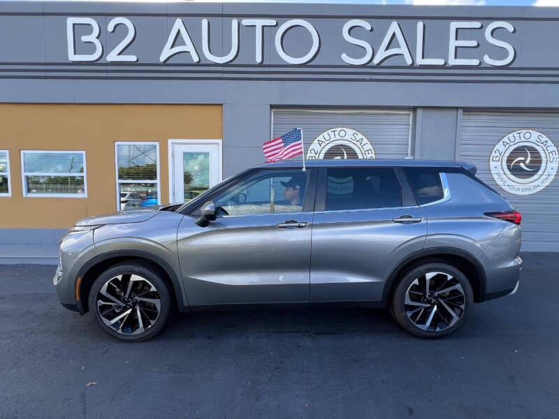 2023 Mitsubishi Outlander SE