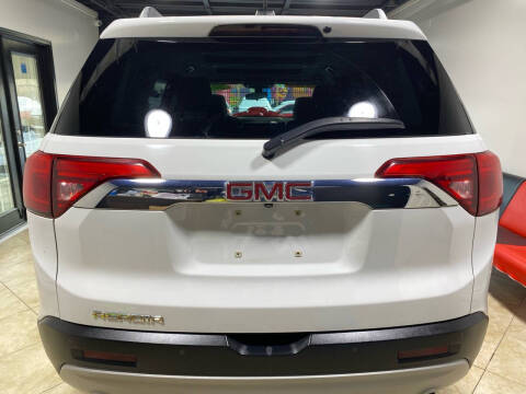 2017 GMC Acadia SLE-2