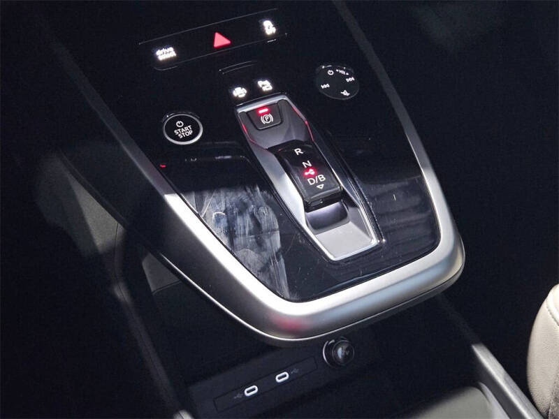 2022 Audi Q4 e-tron quattro Premium 50