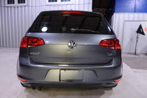2015 Volkswagen Golf TDI S