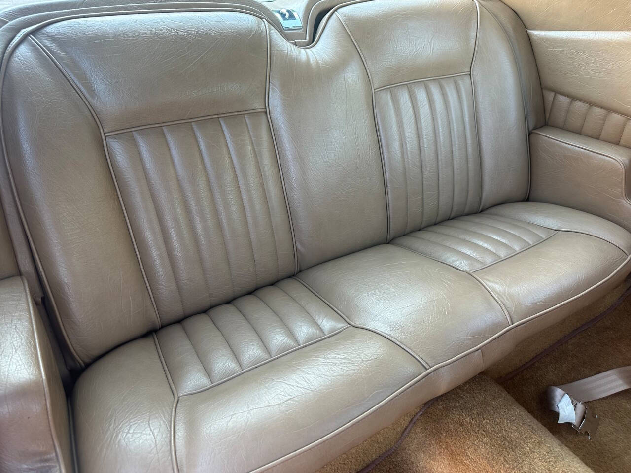 1963 Studebaker Avanti 31