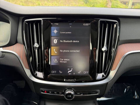 2020 Volvo S60 T5 Momentum