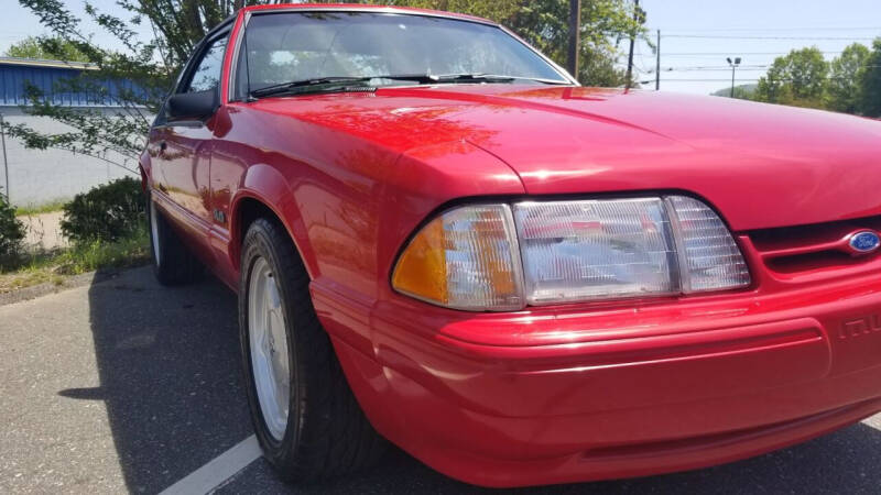 1993 Ford Mustang null photo 9