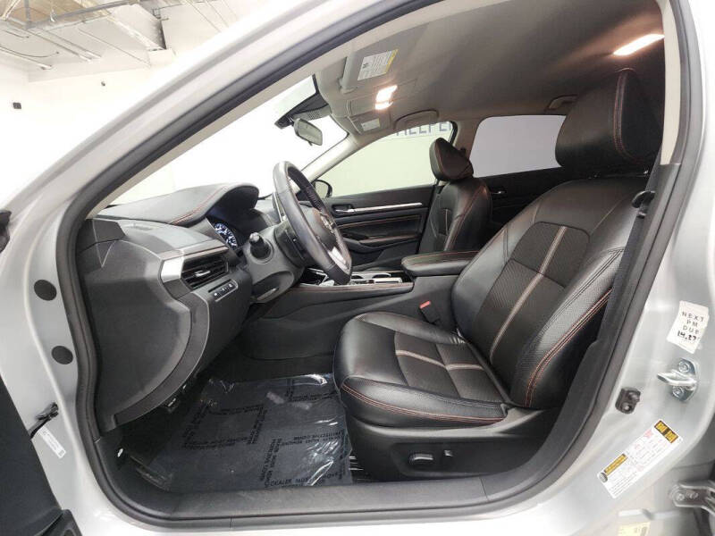 2023 Nissan Altima 2.5 SR