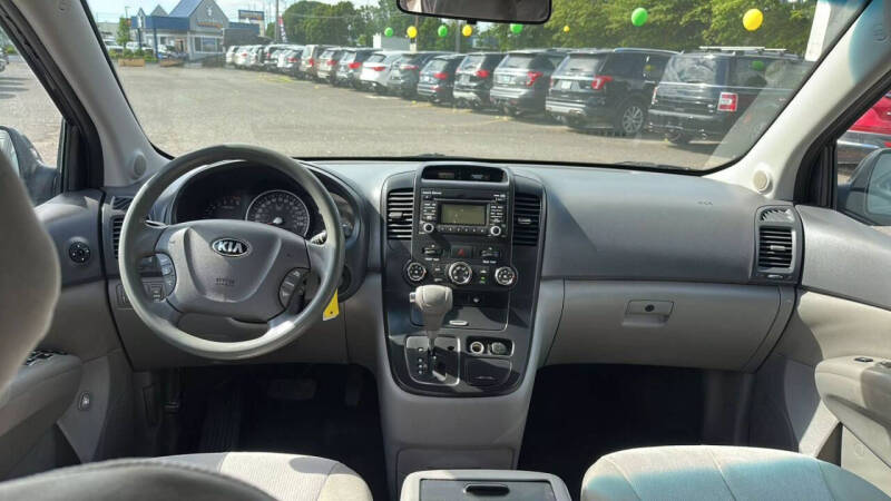 2014 Kia Sedona LX