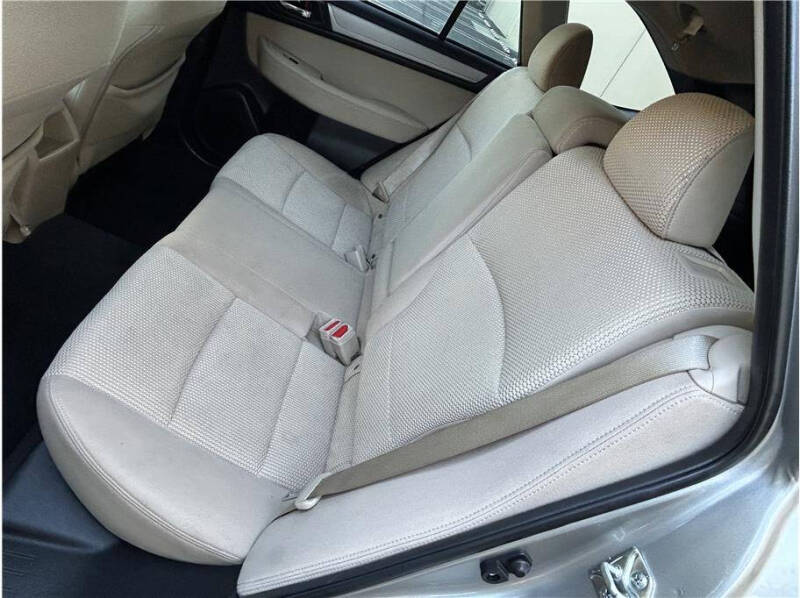 2017 Subaru Outback 2.5i Premium