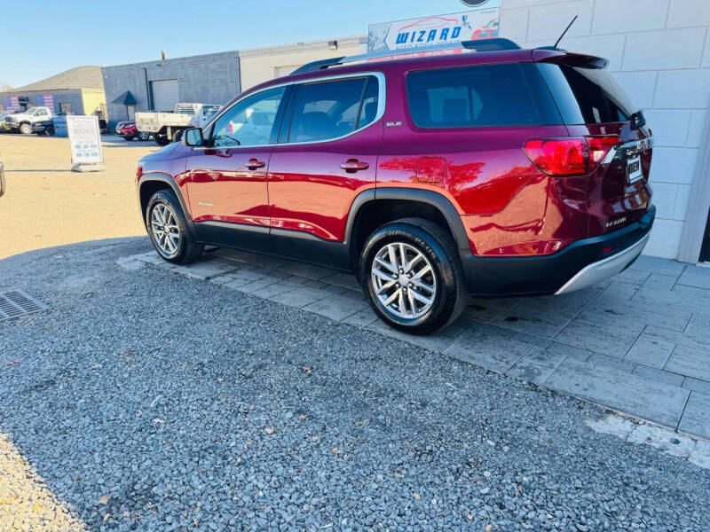 2018 GMC Acadia SLE-2