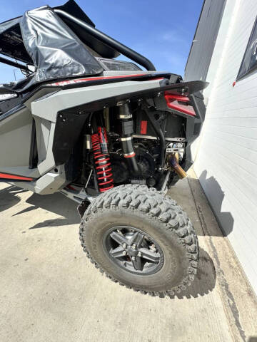 2022 Polaris RZR Turbo R Ultimate Onyx Blac