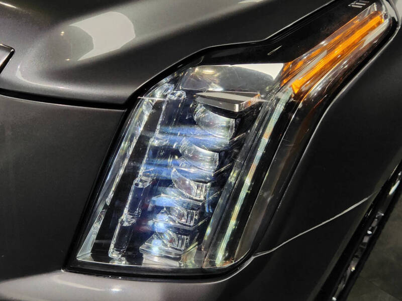 2016 Cadillac Escalade Standard