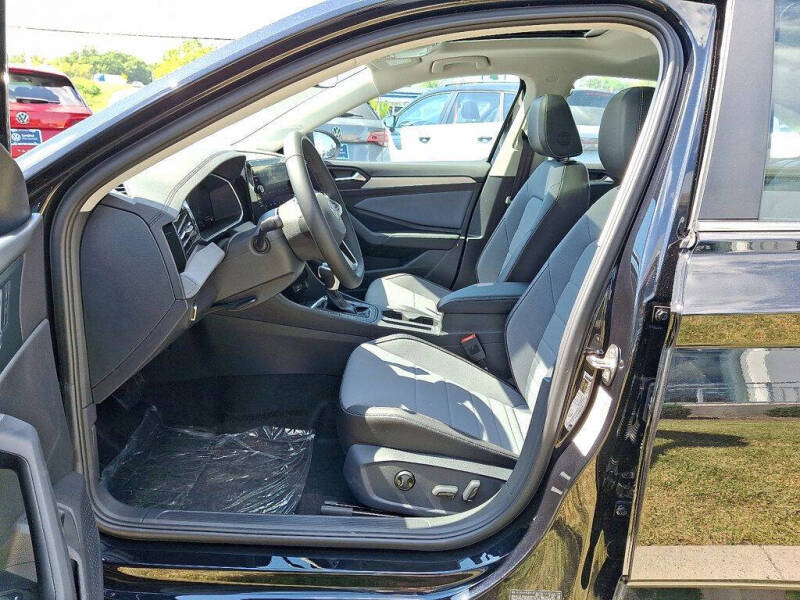 2025 Volkswagen Jetta SE