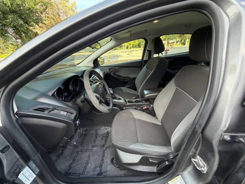 2012 Ford Focus SE