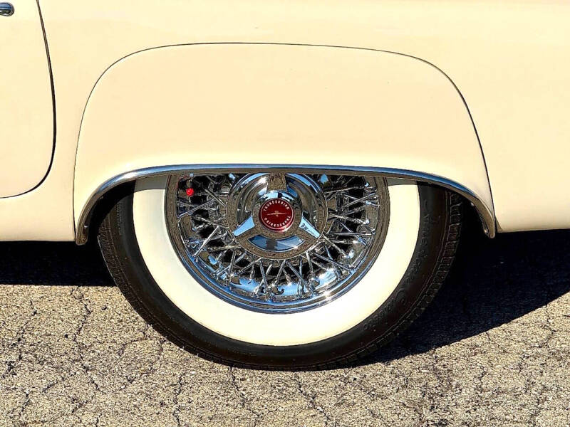 1955 Ford Thunderbird