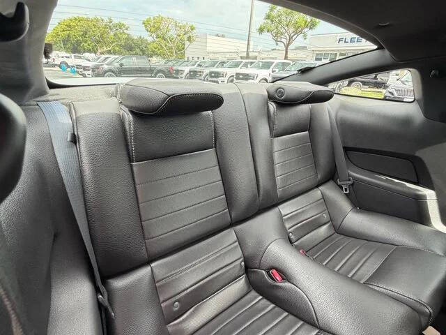 2012 Ford Mustang V6 Premium