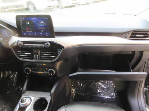 2022 Ford Escape Hybrid SEL