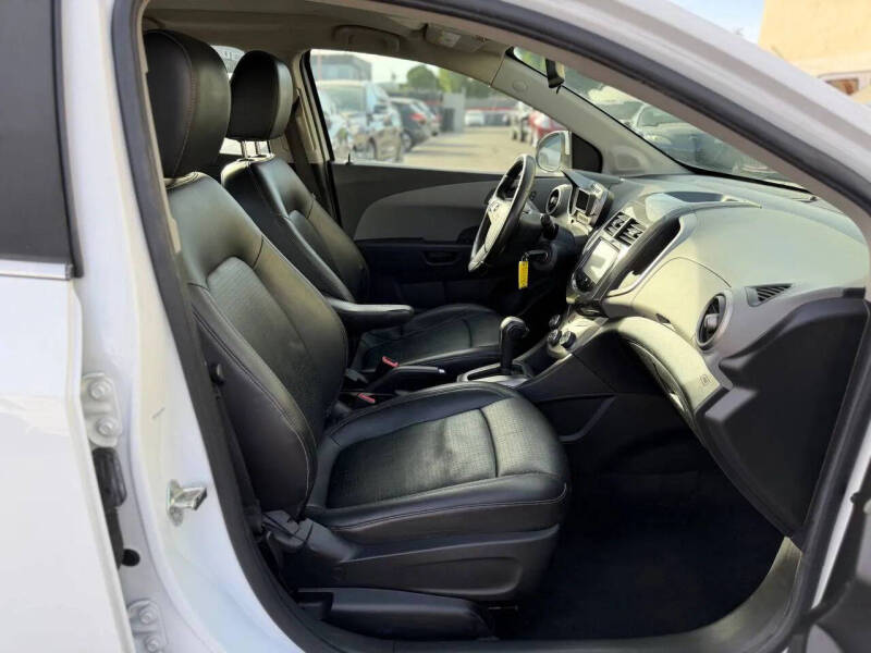 2016 Chevrolet Sonic LTZ Auto