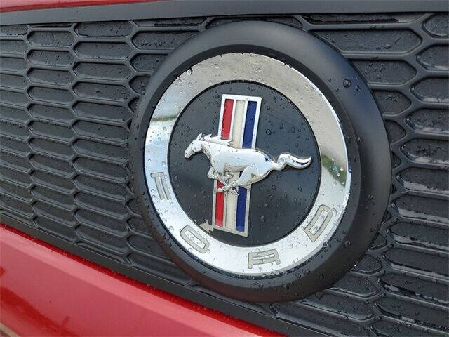 2012 Ford Mustang V6