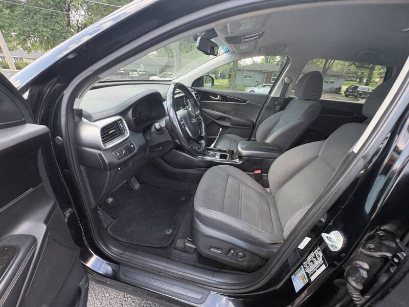 2019 Kia Sorento LX